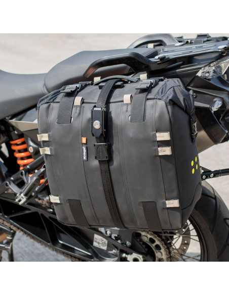 Kriega STEELCORE bag attachment