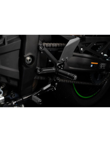 KAWASAKI ZX-4R 2023 - UŽPAKALINIS RATAS 