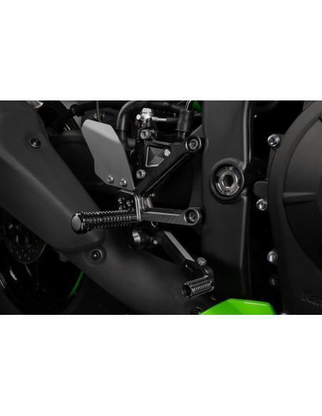 KAWASAKI ZX-4R 2023 - UŽPAKALINIS RATAS 
