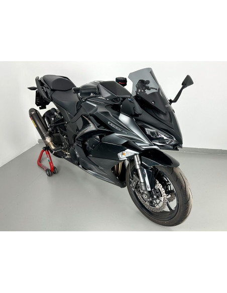 PRIEKINIS STIKLAS SPORTAS Z1000SX TAMSUS