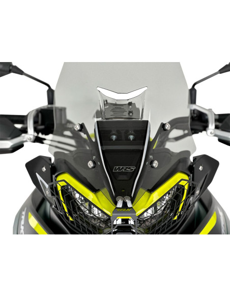 PRIEKINIS STIKLAS TOURING TRK702/X SM