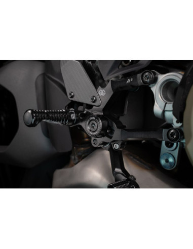 REARSET MUE2 „ DUCATI “ STREETFIGH