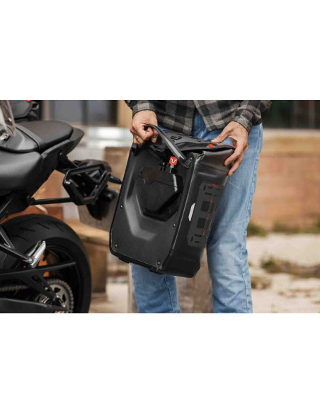 SIDE BAG WP 16L