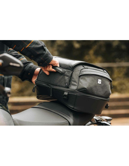 TAILBAG LEGEND LR4